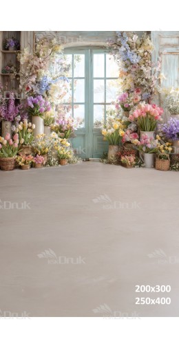 Tło fotograficzne „Pastelowe wiosenne drzwi z kwiatową aranżacją” | E634